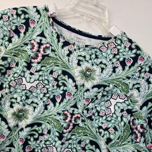 Talbots Tee Petite XL Green Floral Scroll Long Sleeve Cotton Spandex Tshirt